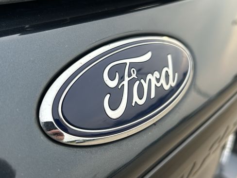 Used 2024 Ford Explorer ST-Line w/ Class IV Trailer Tow Package AWD/4WD image 7