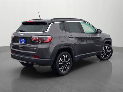Used 2024 Jeep Compass Limited image 6