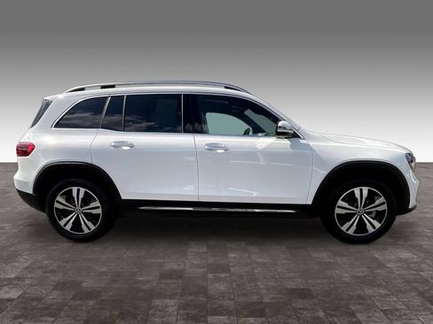 Used 2026 Mercedes-Benz GLB 250 4MATIC image 8