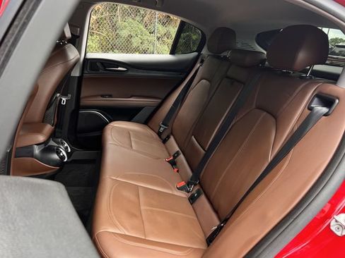 Used 2020 Alfa Romeo Stelvio RWD image 18