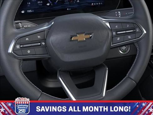 New 2026 Chevrolet Traverse LT w/ Driver Confidence Package AWD/4WD image 19
