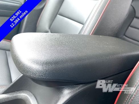 Used 2024 Chevrolet TrailBlazer RS w/ Driver Confidence Package image 28