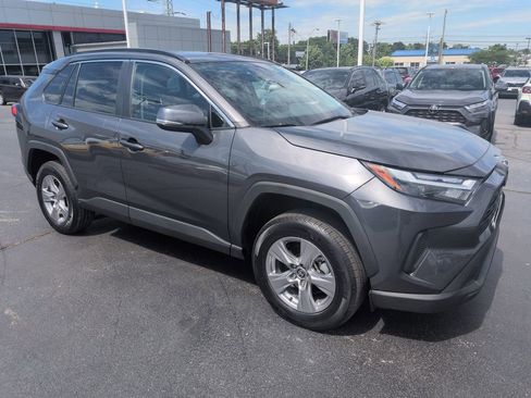 Certified 2025 Toyota RAV4 XLE AWD/4WD image 7