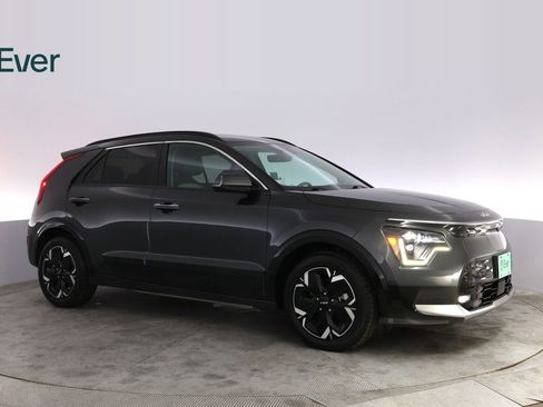 Used 2023 Kia Niro Wave FWD image 14