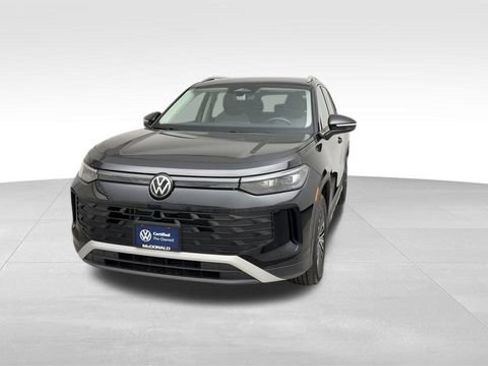 Certified 2025 Volkswagen Tiguan S AWD/4WD image 7