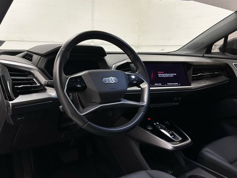 Used 2023 Audi Q4 e-tron Premium w/ Convenience Package image 10