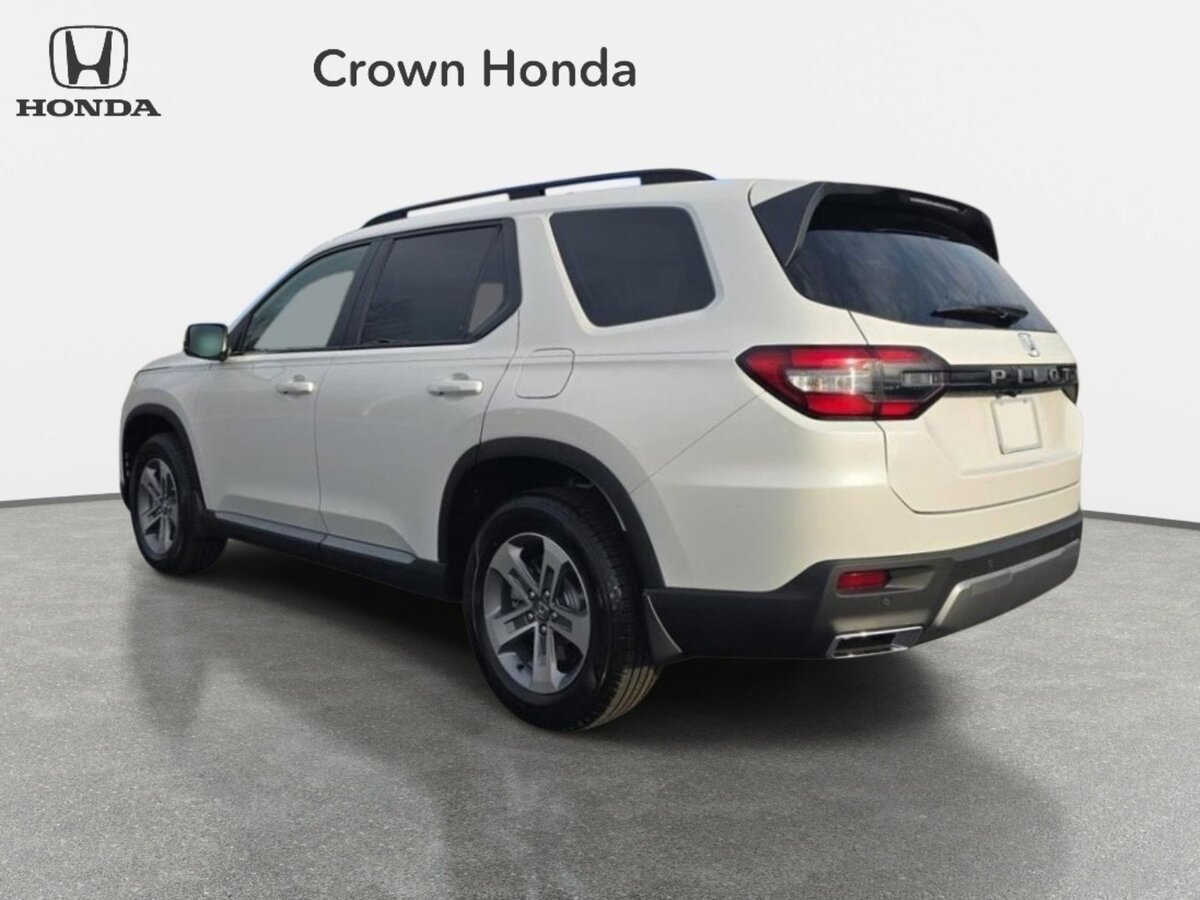 New 2026 Honda Pilot EX-L image 3