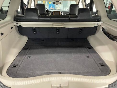 Used 2010 Jeep Grand Cherokee Limited w/ Trailer Tow Group IV AWD/4WD image 15