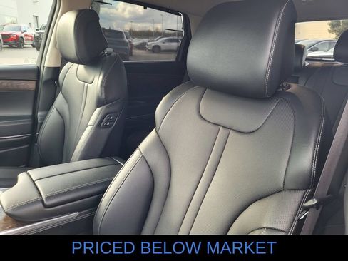 Used 2024 Genesis GV80 2.5T AWD/4WD image 13