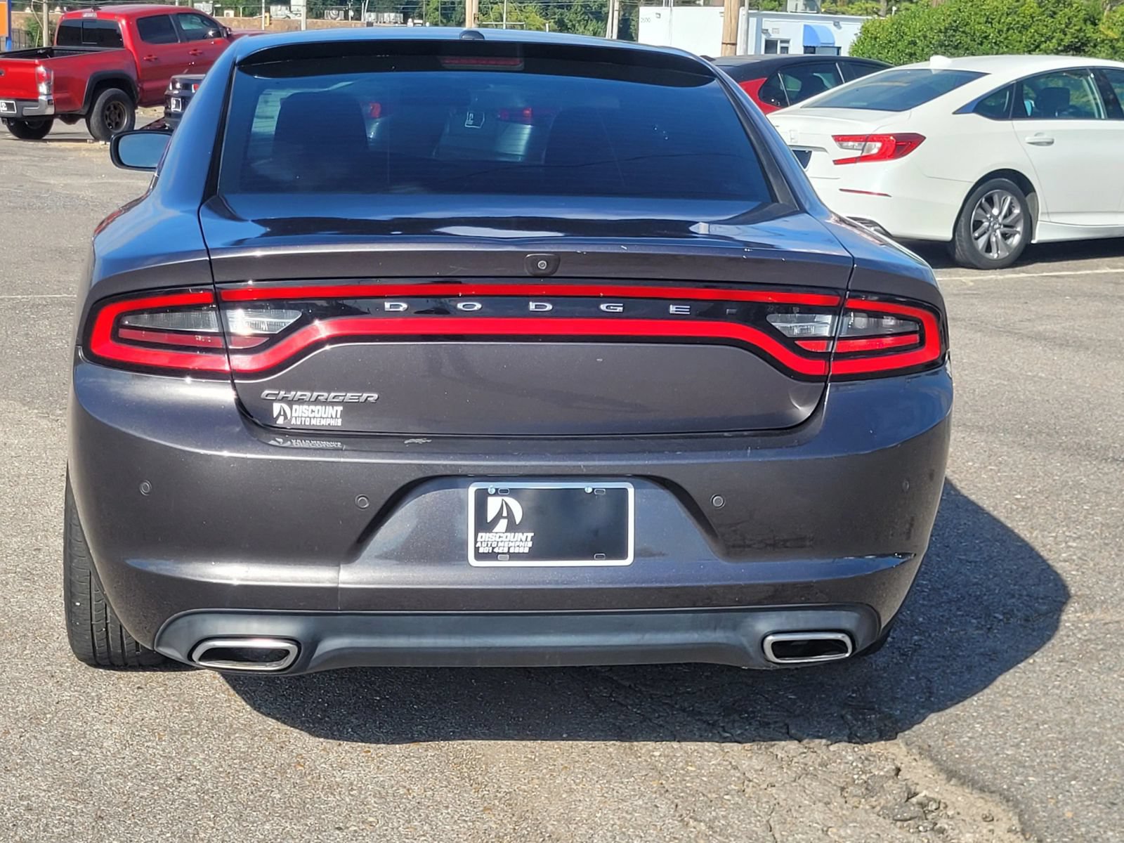 Used 2022 Dodge Charger SXT RWD image 14