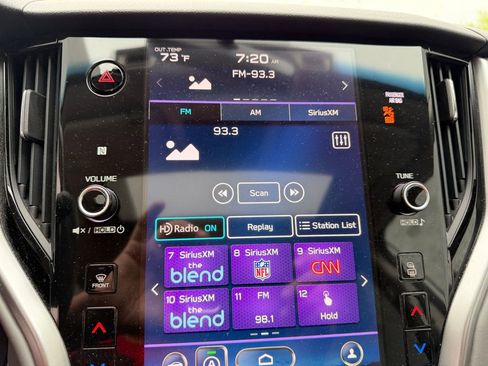 Used 2020 Subaru Outback Premium image 11