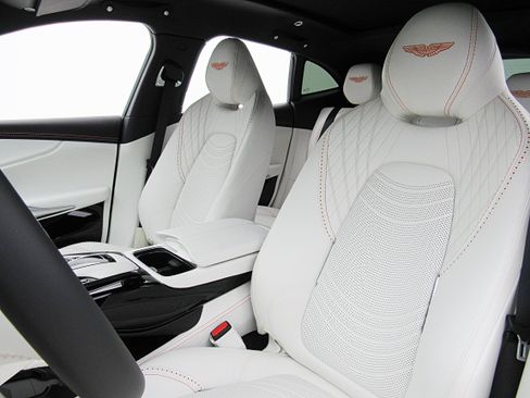 Used 2023 Aston Martin DBX 707 AWD/4WD image 35