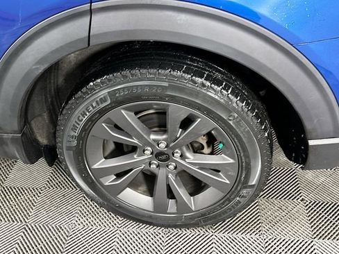 Certified 2021 Ford Explorer XLT w/ Equipment Group 202A image 37