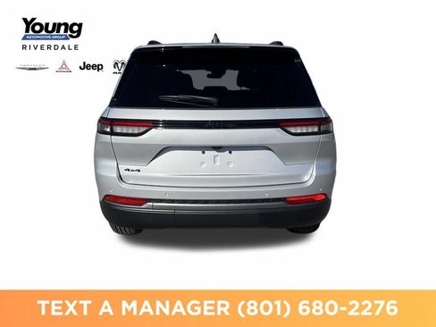 New 2026 Jeep Grand Cherokee Altitude AWD/4WD image 4