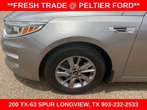 Used 2018 Kia Optima LX FWD image 4