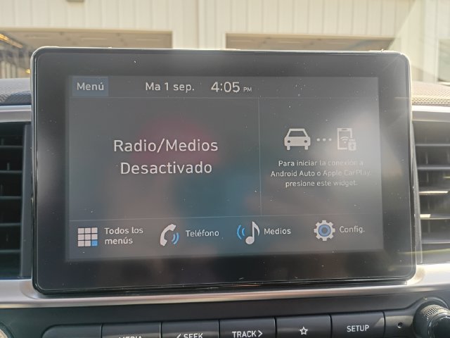 Used 2025 Hyundai Venue SEL FWD image 20