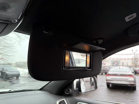 Used 2019 Jeep Grand Cherokee Laredo image 25