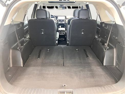 Used 2023 Kia Sorento SX image 7