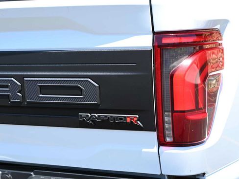 Used 2025 Ford F150 Raptor AWD/4WD image 7