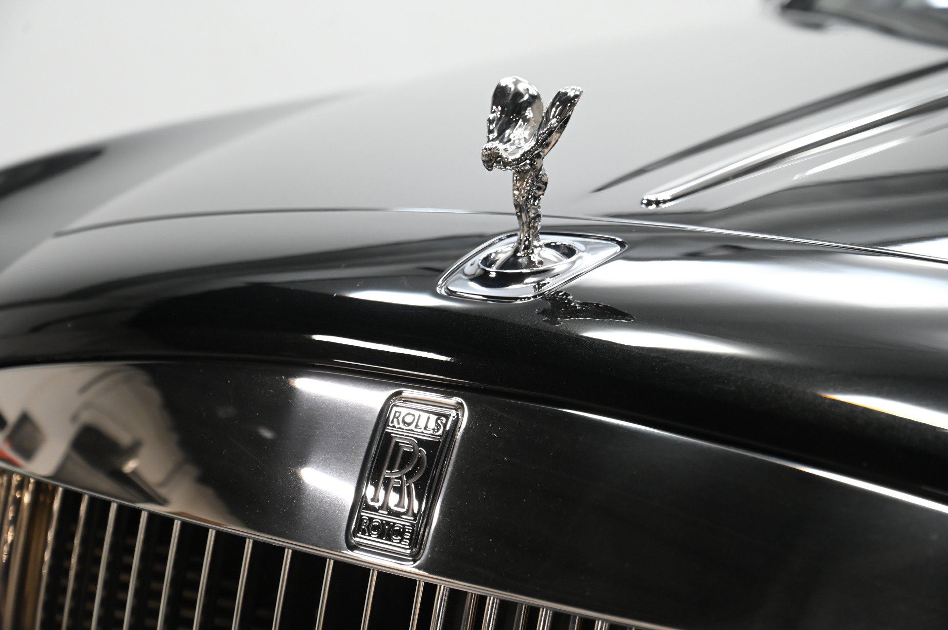 Used 2015 Rolls-Royce Ghost RWD image 19