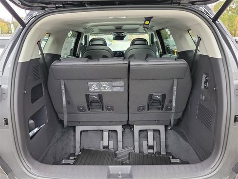 New 2026 Kia Carnival SX Prestige image 9
