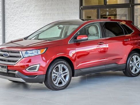 Used 2015 Ford Edge Titanium w/ Equipment Group 301A AWD/4WD image 6