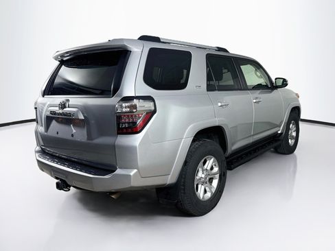 Used 2020 Toyota 4Runner SR5 Premium w/ Moonroof Package AWD/4WD image 33