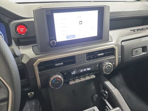 Certified 2025 Toyota Tacoma TRD Sport AWD/4WD image 17
