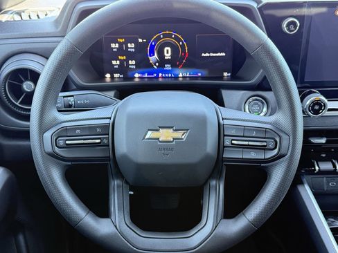 New 2026 Chevrolet Colorado W/T image 11