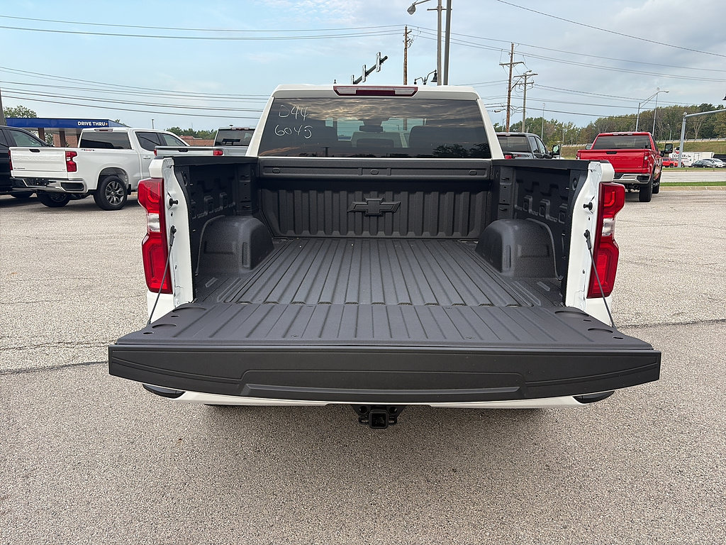 New 2026 Chevrolet Silverado 1500 RST w/ RST Select Package AWD/4WD image 5