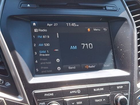 Used 2019 Hyundai Santa Fe XL SE FWD image 18