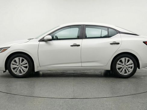 Used 2025 Nissan Sentra S image 5