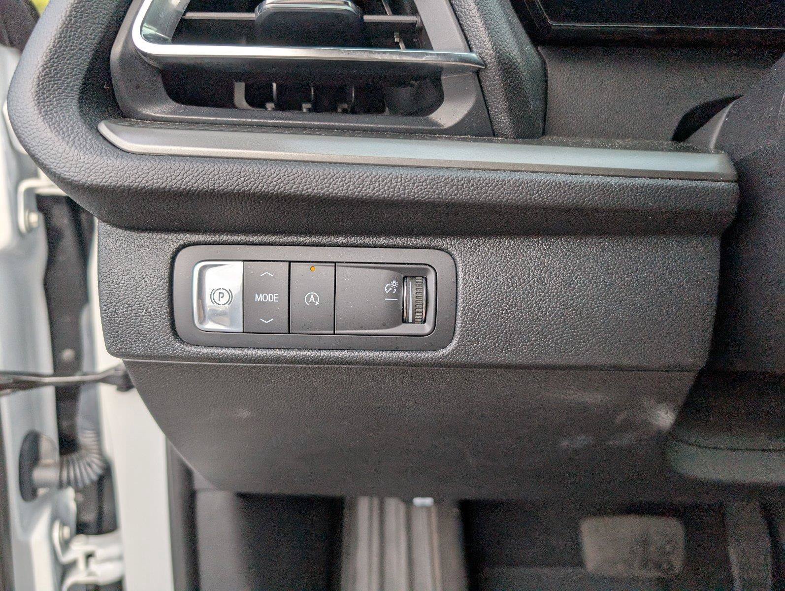 Used 2026 Chevrolet Traverse LT w/ Driver Confidence Package FWD image 28