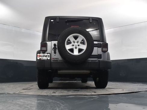 Used 2018 Jeep Wrangler Unlimited Sport S image 43