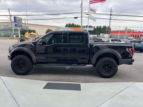 Used 2019 Ford F150 Raptor w/ Equipment Group 802A Luxury image 6