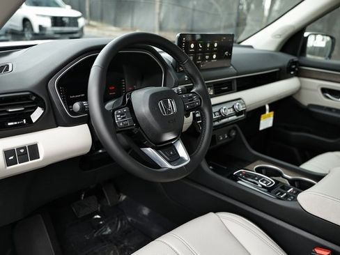 New 2026 Honda Pilot Elite image 21