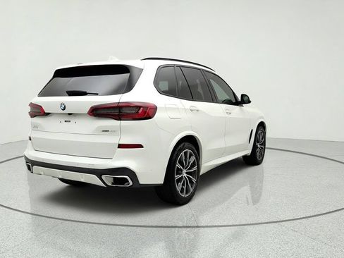 Used 2019 BMW X5 xDrive40i w/ M Sport Package AWD/4WD image 5