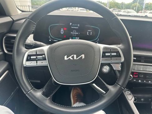 Used 2025 Kia Telluride S AWD/4WD image 10