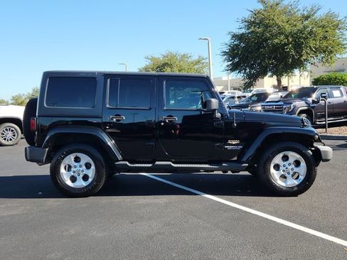 Used 2013 Jeep Wrangler Unlimited Sahara image 6