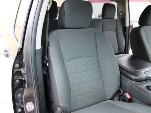 Used 2021 RAM 1500 Tradesman w/ Chrome Plus Package RWD image 34