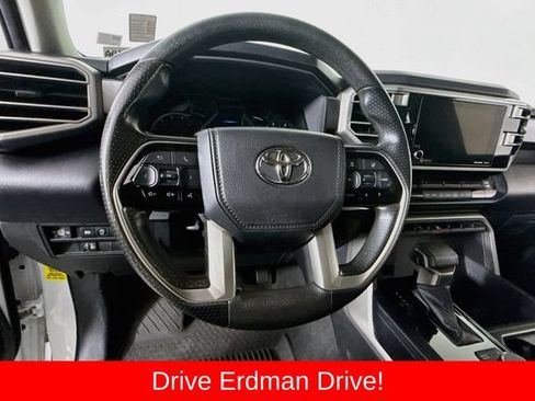 Used 2022 Toyota Tundra SR5 w/ Convenience Package RWD image 11