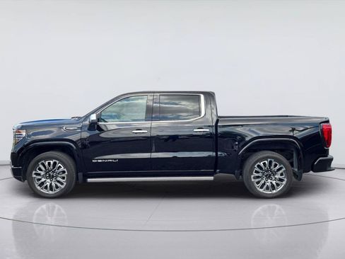 Used 2025 GMC Sierra 1500 Denali Ultimate AWD/4WD image 2