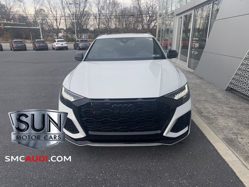 Used 2024 Audi RS Q8 w/ Black Optic Package image 15