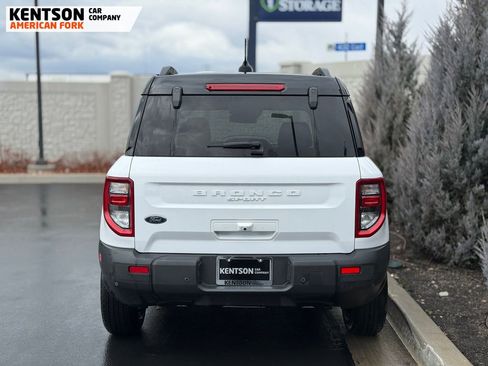 Used 2025 Ford Bronco Sport Outer Banks image 7