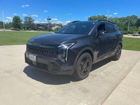 New 2026 Kia Sportage X-Line w/ X-Line Premium Package AWD/4WD image 2