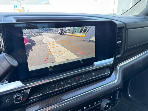 Used 2025 Chevrolet Silverado 1500 LT RWD image 22