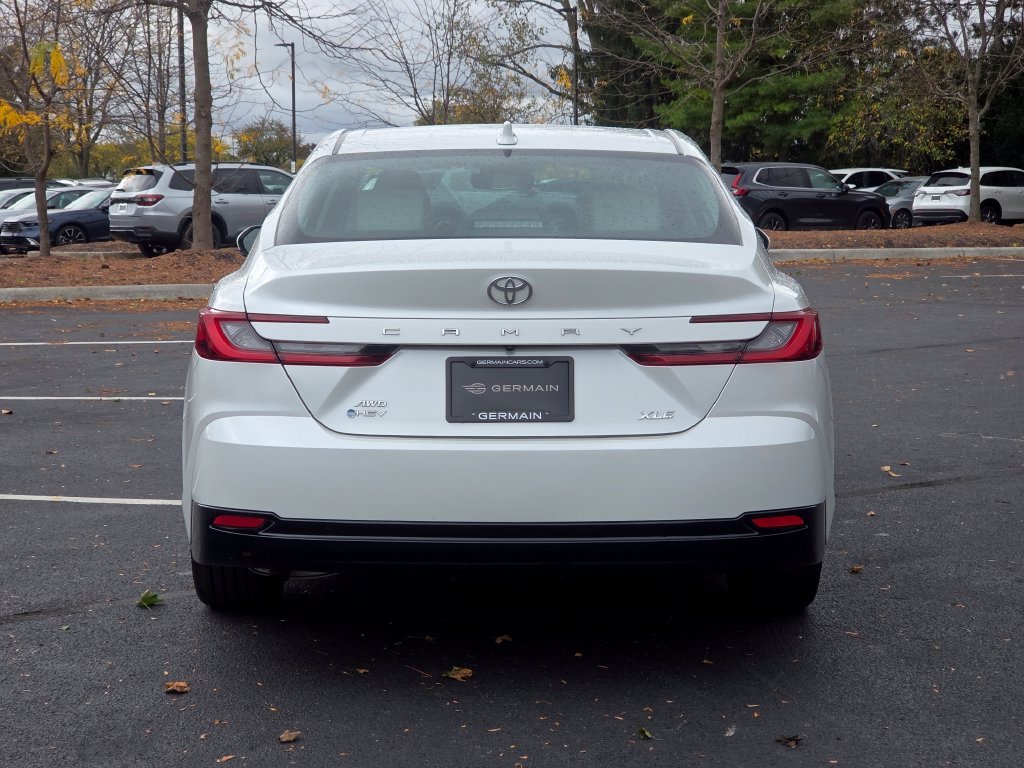 Used 2025 Toyota Camry XLE AWD/4WD image 25