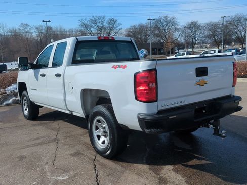 Used 2018 Chevrolet Silverado 1500 W/T w/ Trailering Package image 6