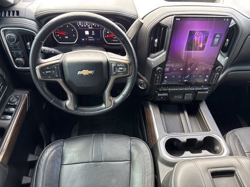 Used 2022 Chevrolet Silverado 3500 High Country w/ LPO, Hitch Package image 16