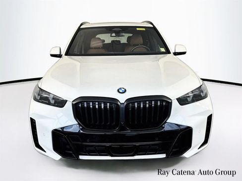 Used 2025 BMW X5 xDrive40i w/ M Sport Package AWD/4WD image 2